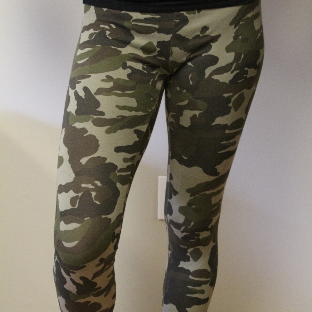 Zenana Outfitters Leggings